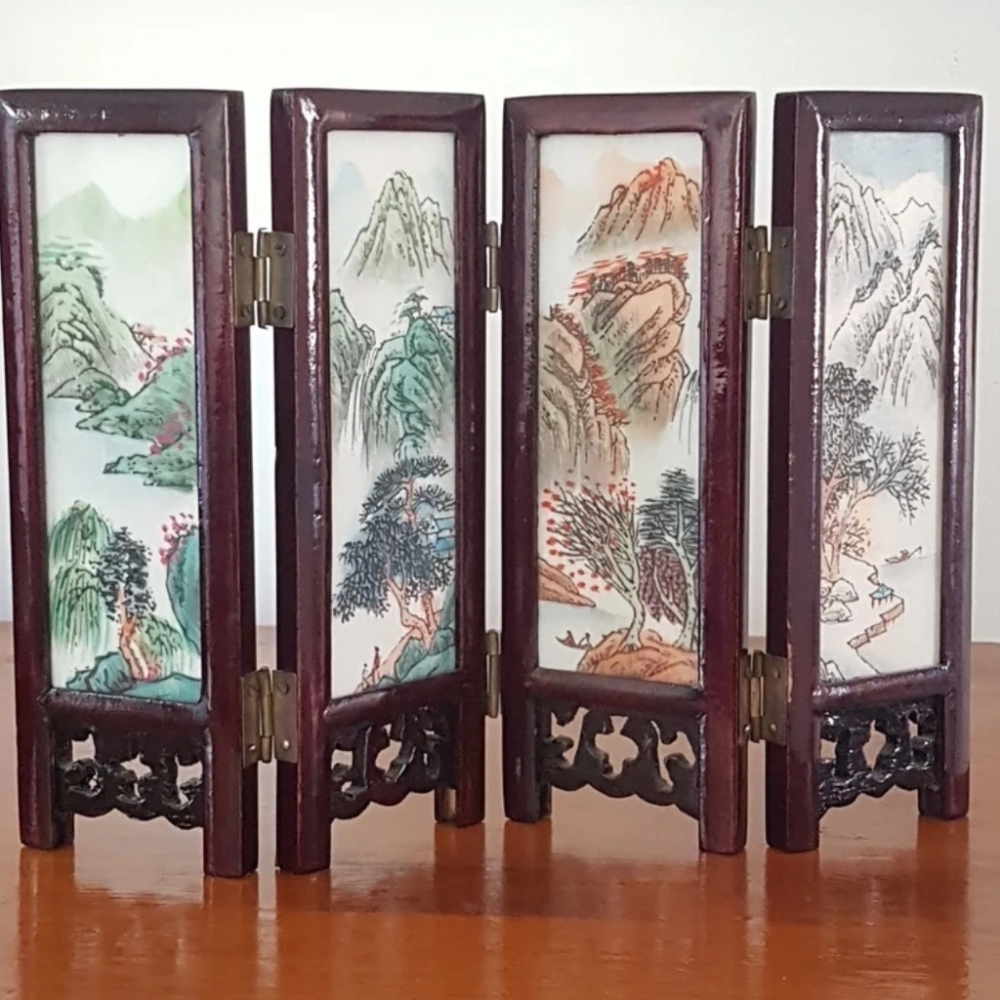 Vintage Chinese Tabletop Screen: Birds & Scenery, Asian Decor